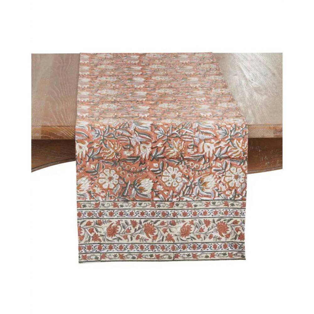 NEW SARO LIFESTYLE timeless decorative table runner in printed floral